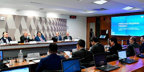 setor-de-ti-debate-impactos-da-reforma-tributaria-em-encontro-com-receita-federal